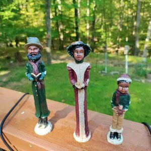 African American Christmas Carollers - Set of 3,, Ceramic -  Nice Condition.